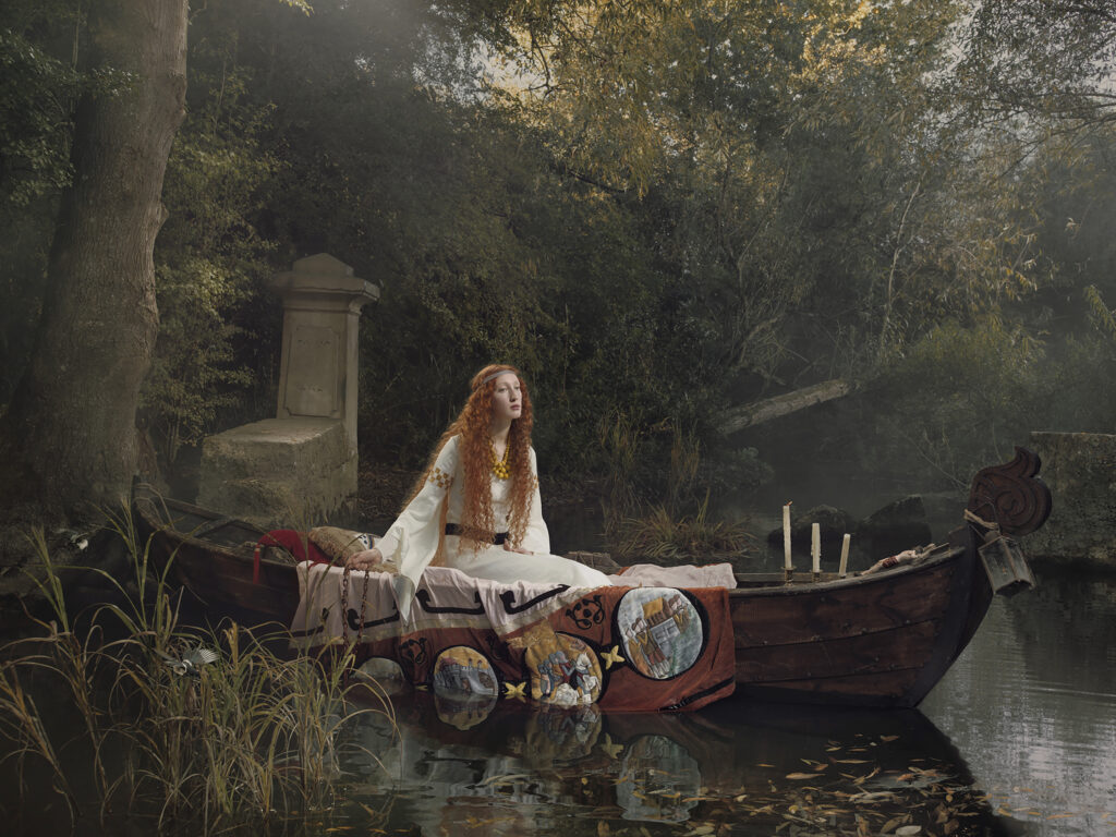 © Julia Fullerton-Batten - Old Father Thames, 1The Lady of Shalott