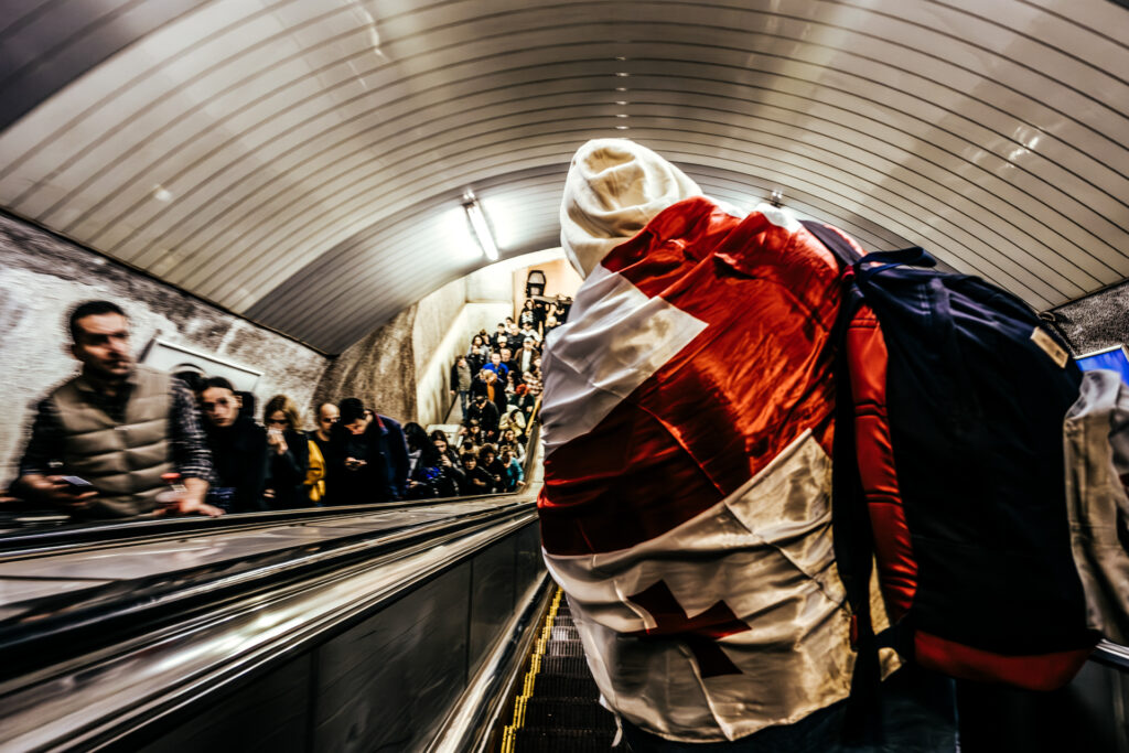© Liam Bailey, Walking the Line